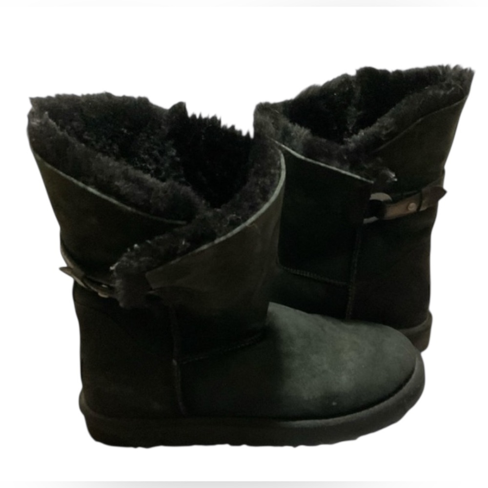 UGG NASH Boot Black Suede & Shearling women’s 9